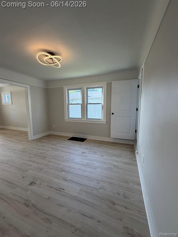 27390 Elmhurst Street, Roseville, MI 48066 — Photo 7