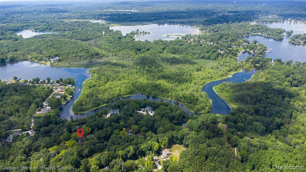 4583 Cornwell Lane, Whitmore Lake, MI 48189 — Photo 59