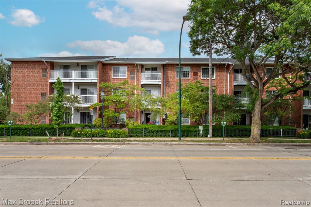 444 Chester Street, 420, Birmingham, MI 48009 — Photo 44