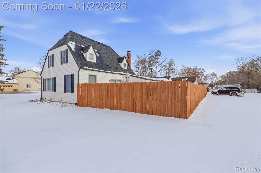 6740 Barabeau Drive, Troy, MI 48085 — Photo 44