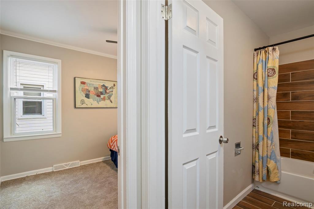 8818 Clippert Street, Taylor, MI 48180 — Photo 21