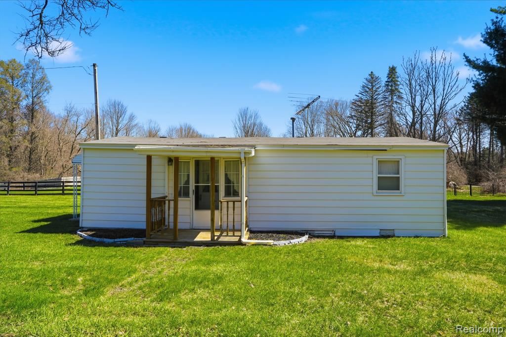 8636 Tindall Road, Davisburg, MI 48350 — Photo 47