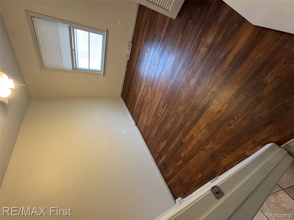 3196 Oakwood Drive, Port Huron, MI 48060 — Photo 9
