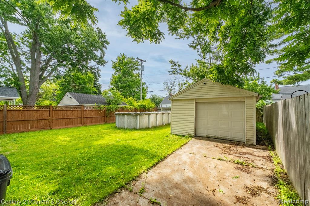 13631 Labelle Street, Oak Park, MI 48237 — Photo 4