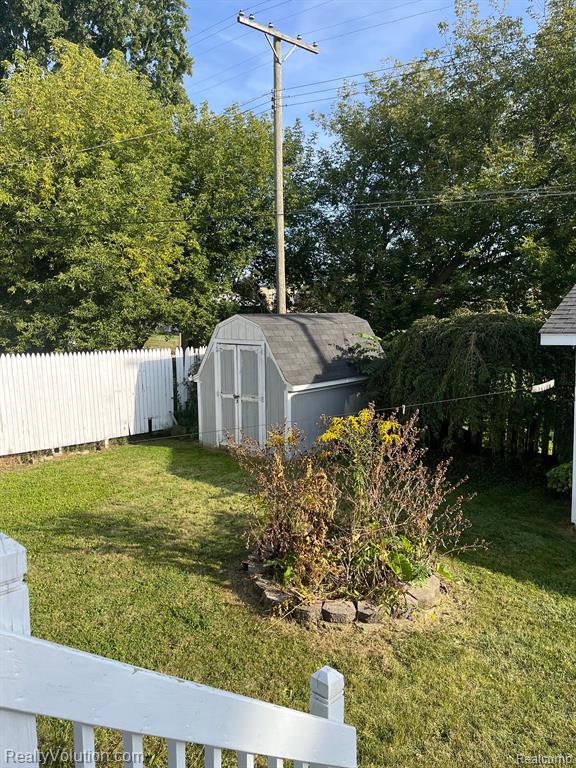 3906 HURON Street, North Branch, MI 48461 — Photo 20