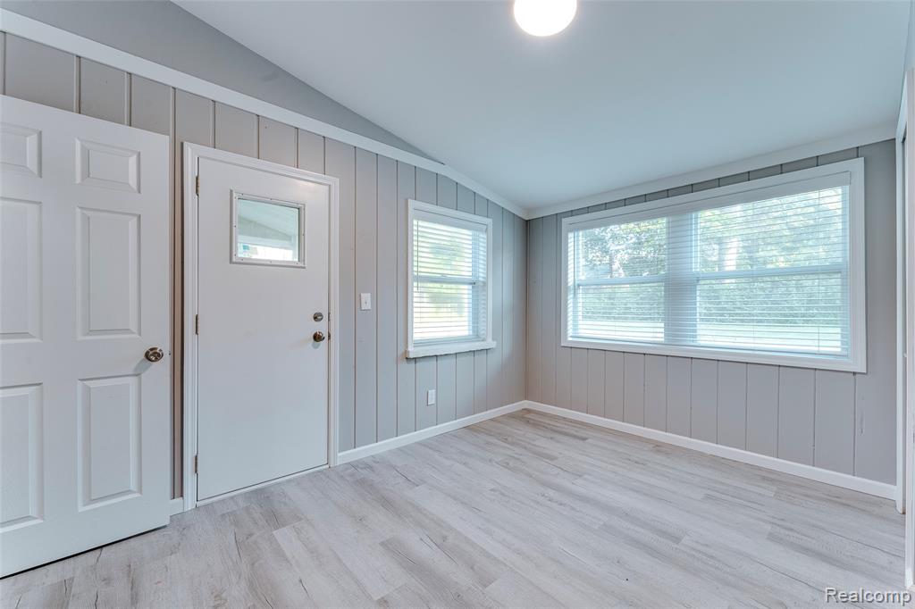 31979 Kathryn Street, Garden City, MI — Photo 35