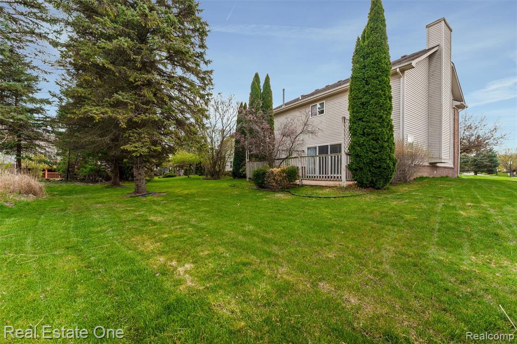 4721 Carrington Drive, Rochester, MI 48306 — Photo 38