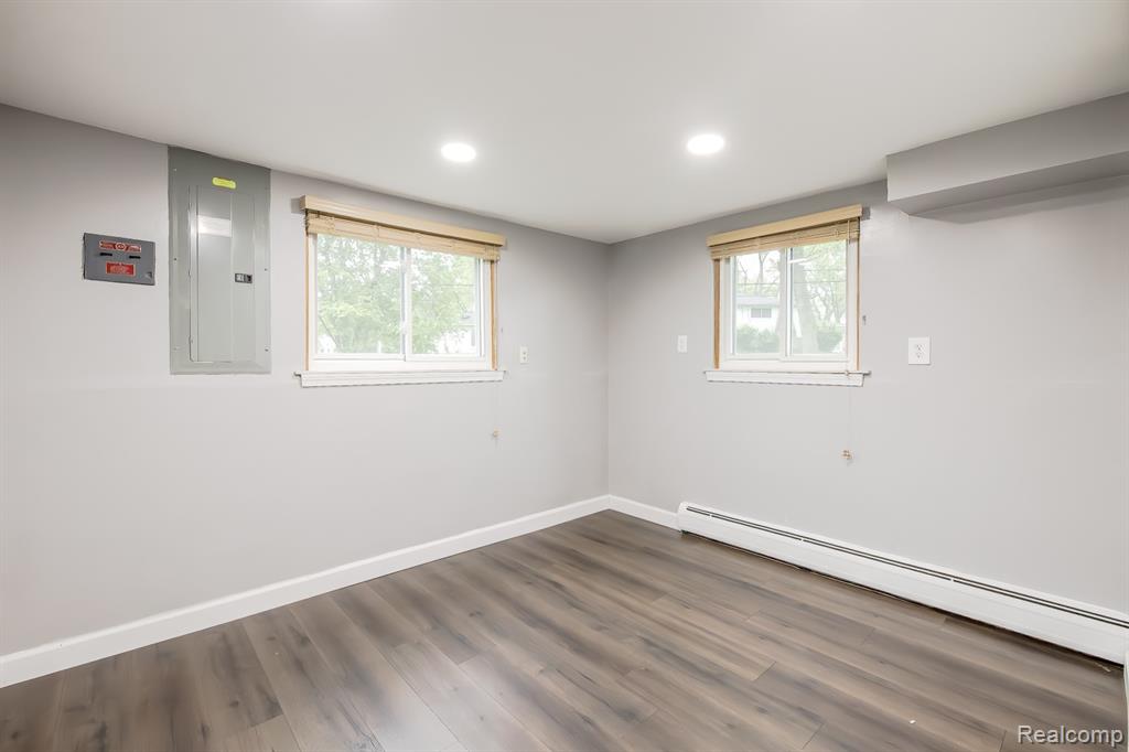 4290 FROSTWOOD, Troy, MI 48098 — Photo 44