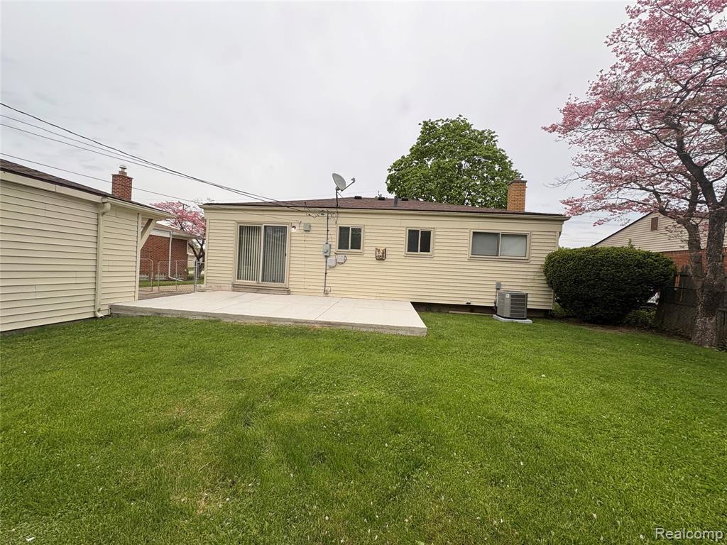 6915 Dover Street, Garden City, MI — Photo 18