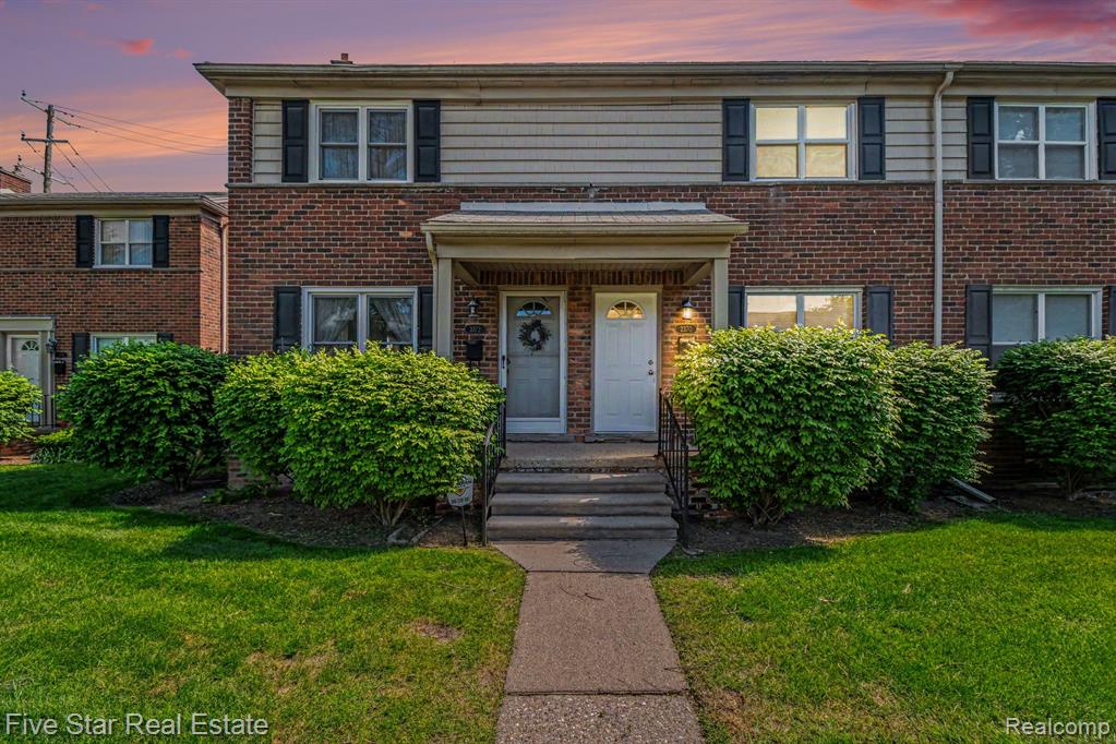 3370 Coolidge Highway, Royal Oak, MI 48073