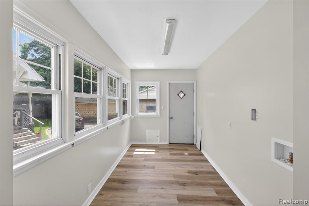 810 E 8th Street, Flint, MI 48503 — Photo 11