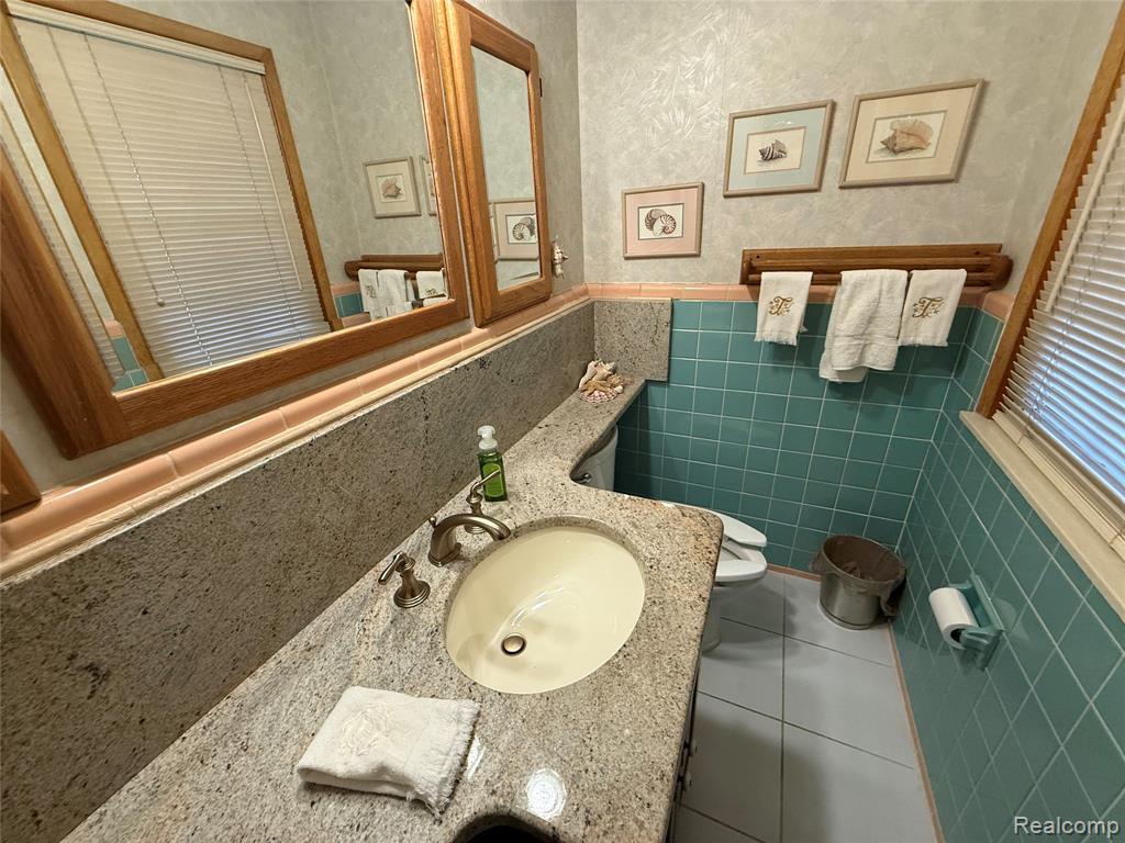 489 Chalfonte Avenue, Grosse Pointe Farms, MI 48236 — Photo 27