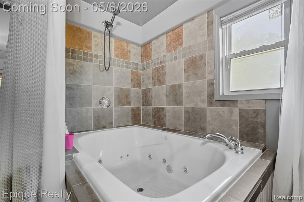 8150 Runyan Lake Road, Fenton, MI 48430 — Photo 25