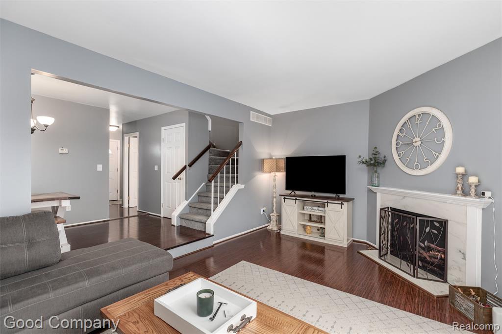 42146 Farragut Court, Northville, MI 48167 — Photo 15