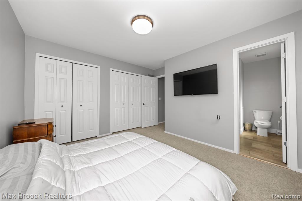 5547 MAPLE LEAF Court, West Bloomfield, MI — Photo 33
