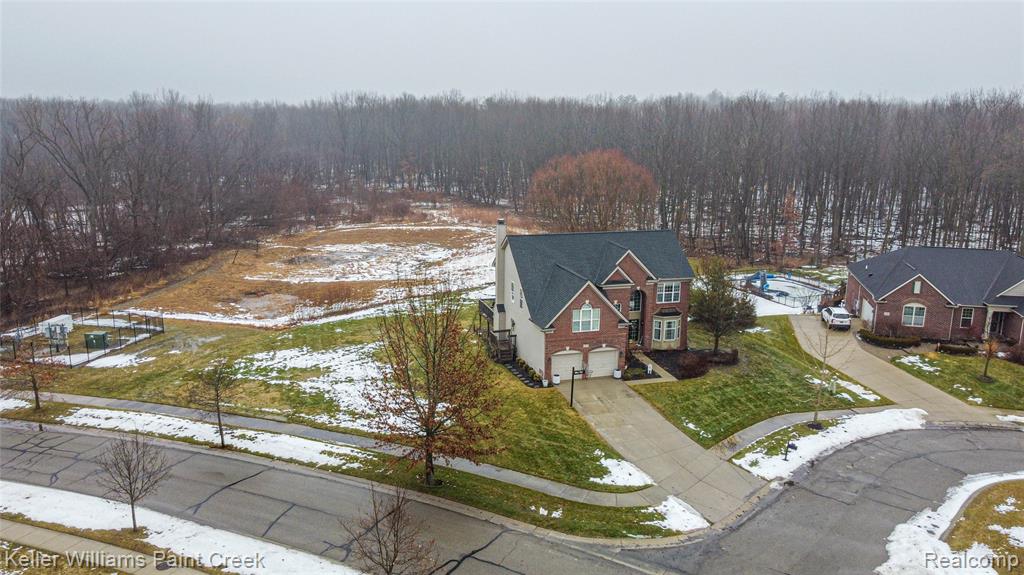 877 Wynstone Circle N, Oakland, MI — Photo 70