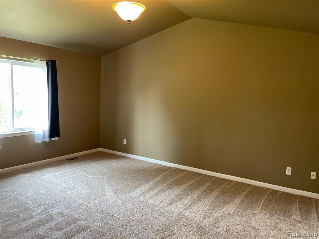 47000 HARBOUR POINTE, Van Buren, MI 48111 — Photo 19