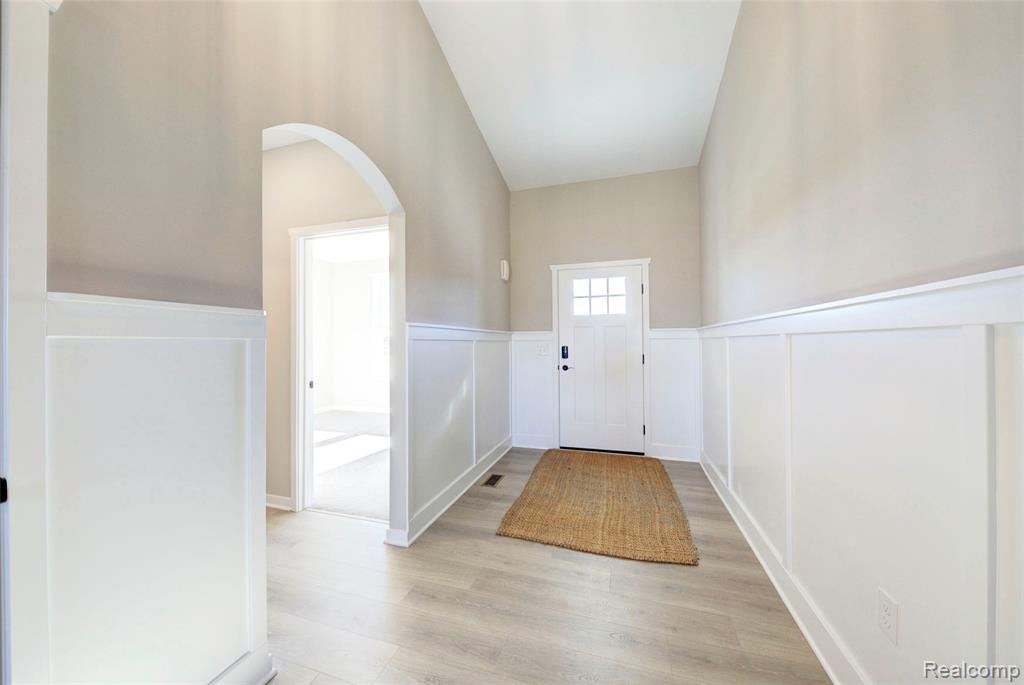 688 Round Rock Drive, Howell, MI 48843 — Photo 4