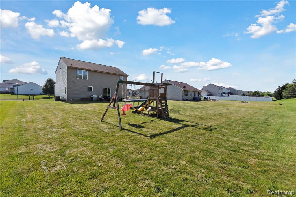 5332 Northwood Road, Grand Blanc, MI 48439 — Photo 33