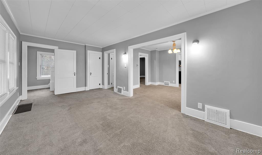 433 N Saginaw Street, Holly, MI 48442 — Photo 24