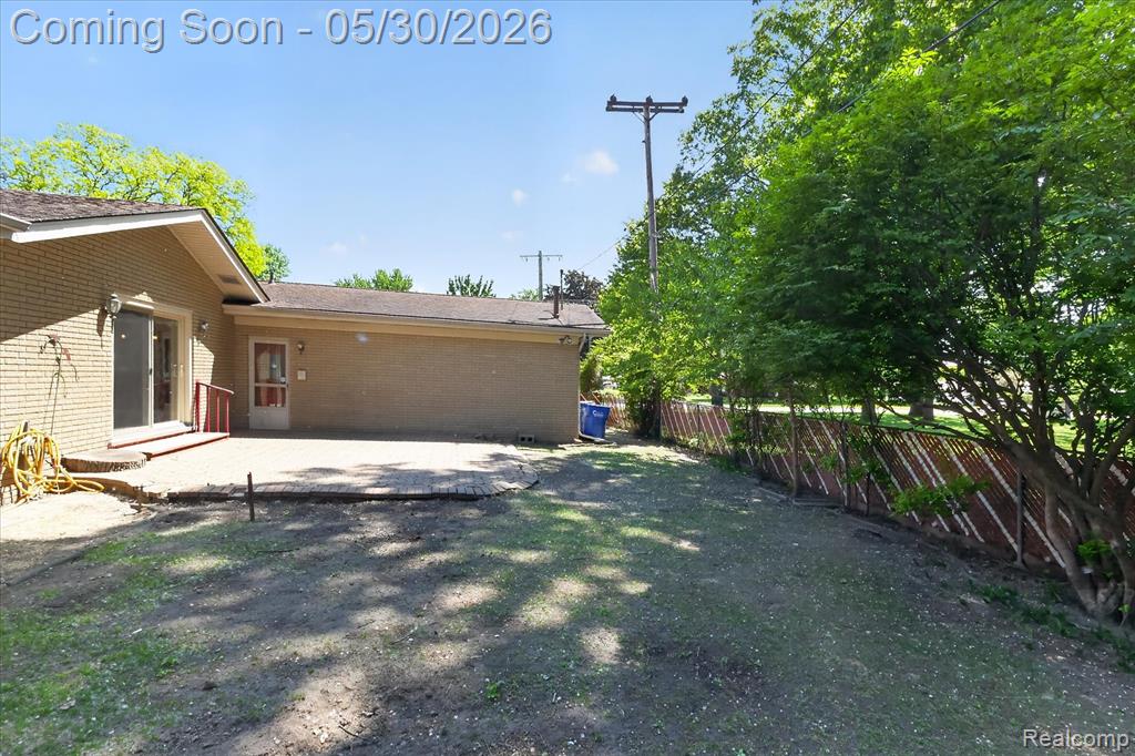 28013 Roan Drive, Warren, MI 48093 — Photo 47