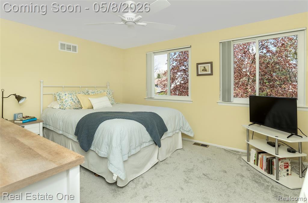 4749 Parkridge Drive, Waterford, MI 48329 — Photo 18