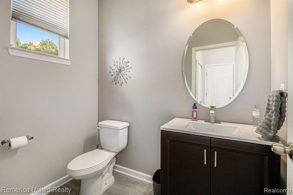 59606 TWIN PINES Drive, New Hudson, MI 48165 — Photo 18