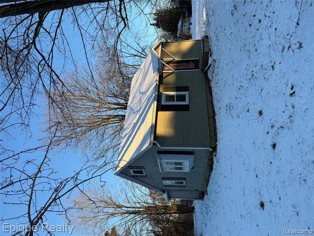 104 N Lester Street, Capac, MI 48014 — Photo 2