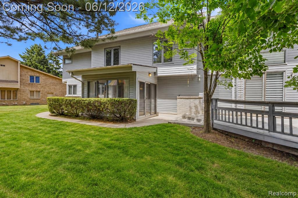 4057 Fox Lake Drive, Bloomfield Hills, MI 48302 — Photo 51