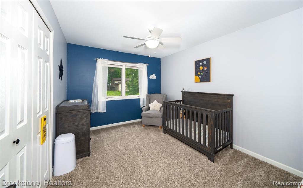 921 OLD HICKORY LANE Lane, Lake Orion, MI 48362 — Photo 34
