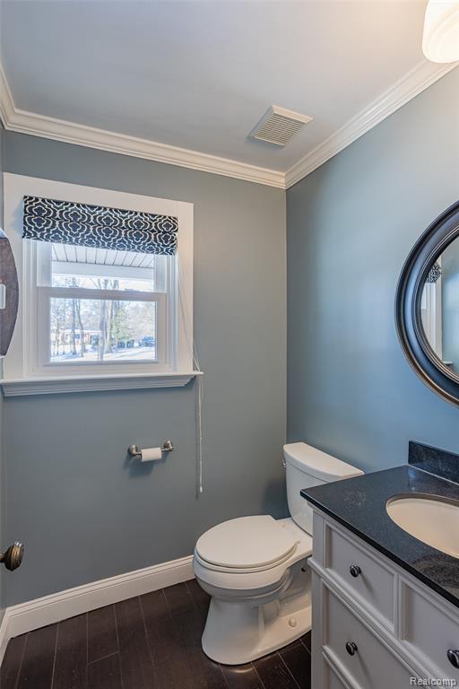 800 Grampian Avenue, Lake Orion, MI 48362 — Photo 25