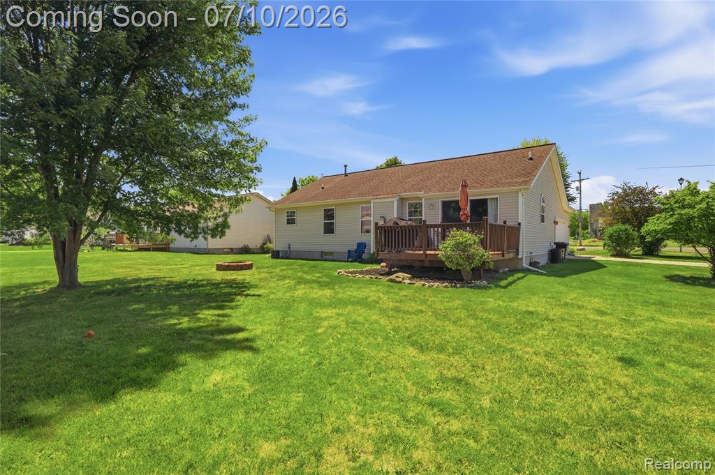 5275 E Maple Avenue, Grand Blanc, MI 48439 — Photo 6