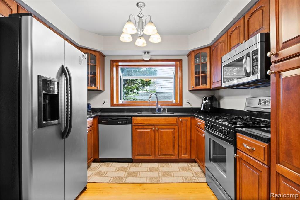 5645 WEDGEWOOD Road, Canton, MI 48187 — Photo 7