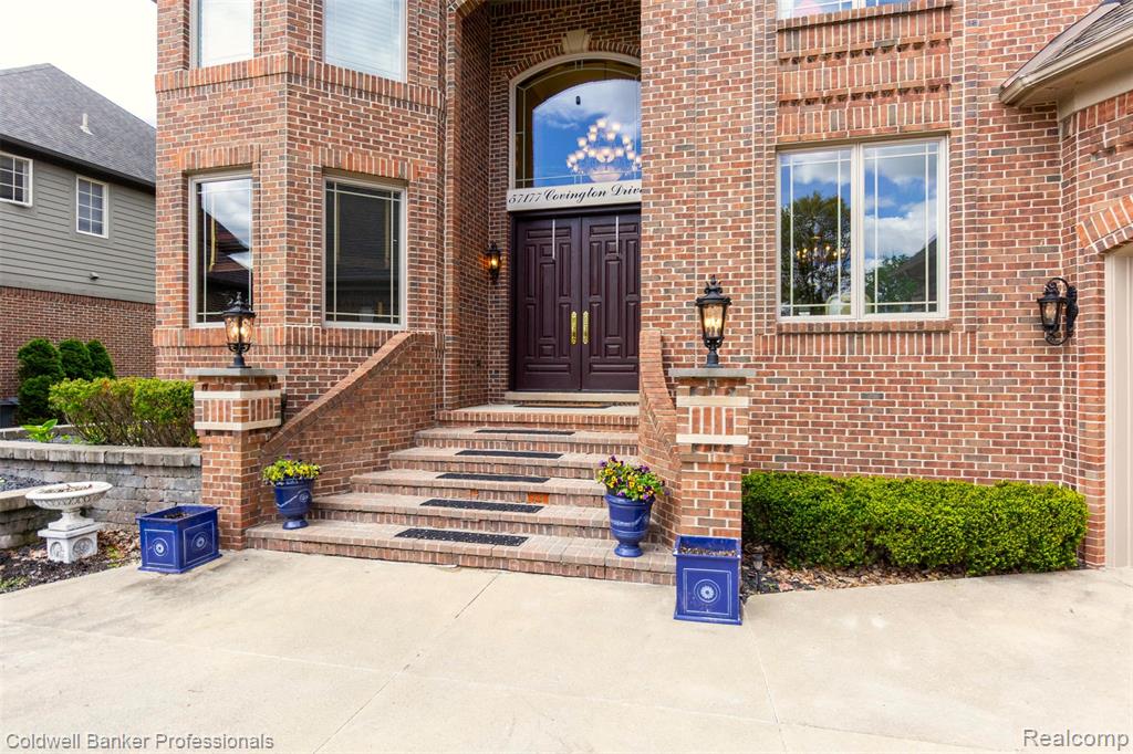 57177 Covington Drive, Washington, MI — Photo 4