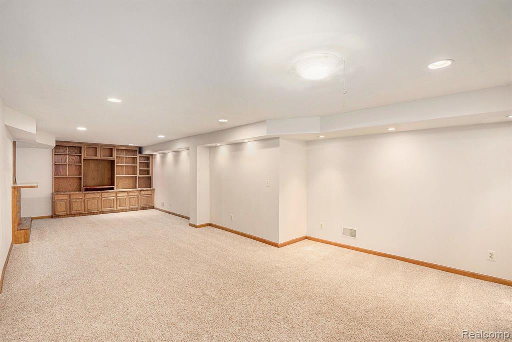 7254 DARK LAKE Drive, Clarkston, MI — Photo 39