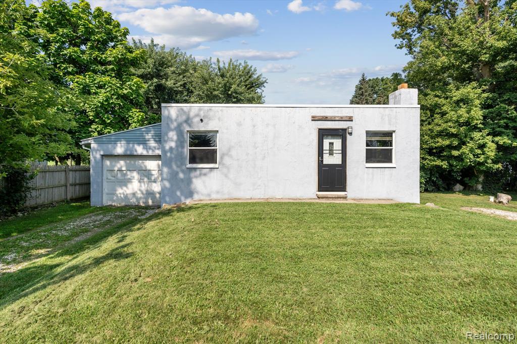 3039 Meridian Road, Okemos, MI 48864 — Photo 3