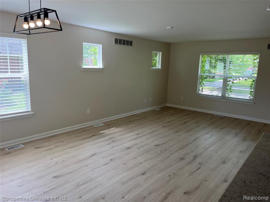 4120 Miracles Boulevard, Detroit, MI 48201 — Photo 6