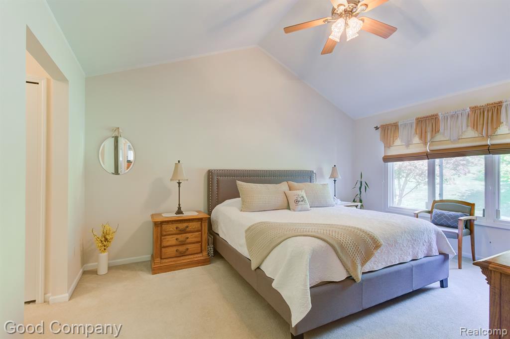 51250 W HILLS Drive, Plymouth, MI 48170 — Photo 28