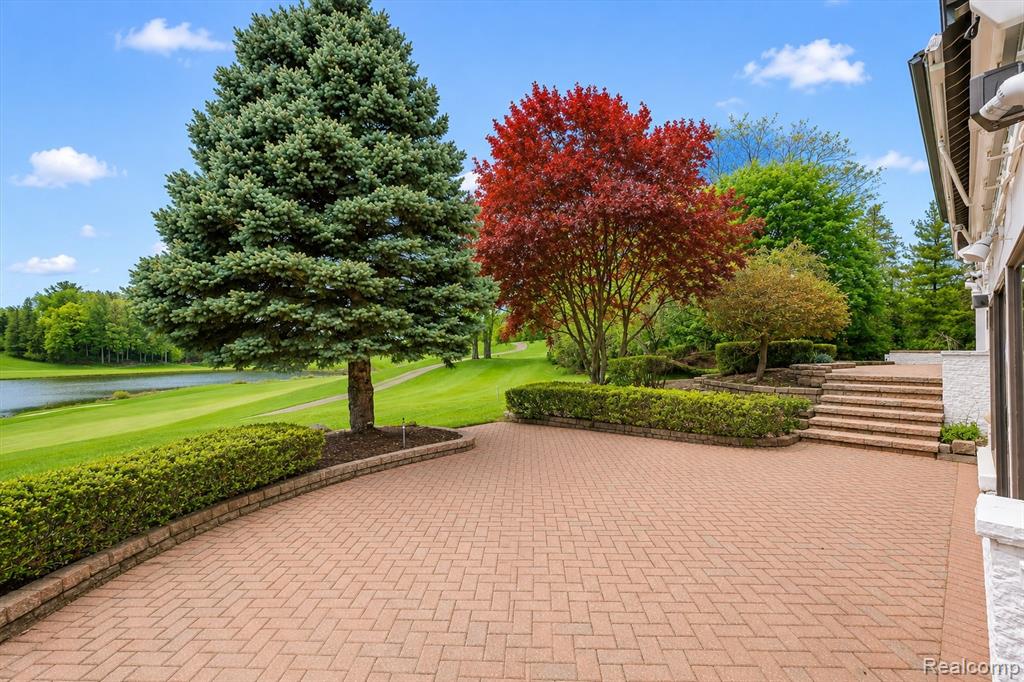 1762 Saint Johns Court, Bloomfield Hills, MI 48302 — Photo 36