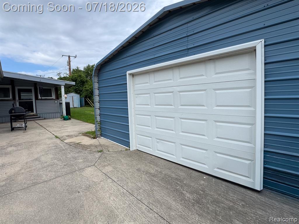 46030 Huling Street, Utica, MI 48317 — Photo 27