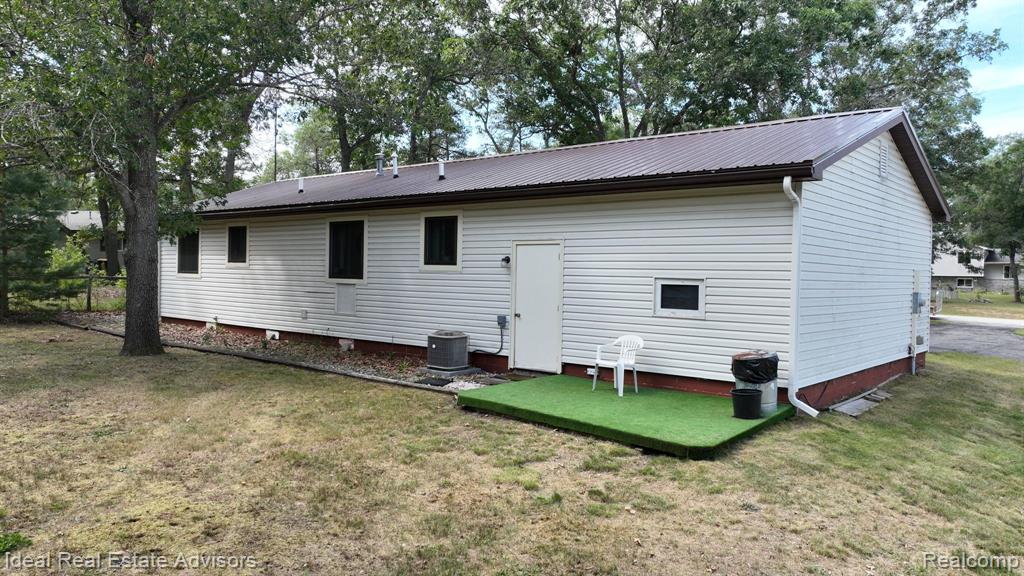 7215 TUSCARORA Circle, Indian River, MI 49749 — Photo 6