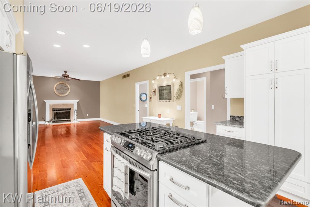 4270 Greenview Circle, Fort Gratiot, MI 48059 — Photo 16