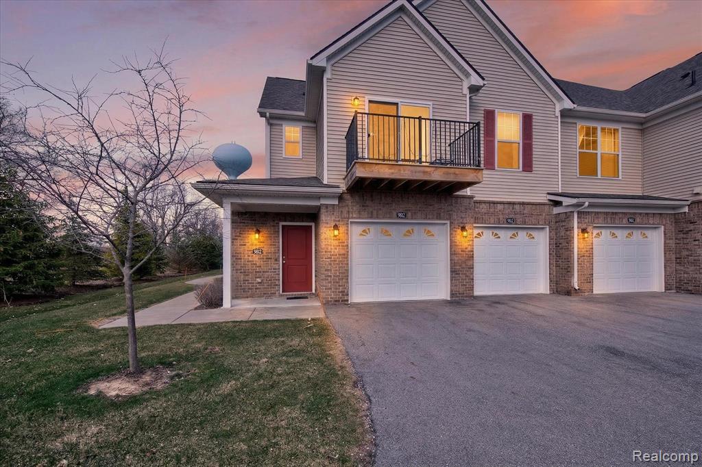 9812 Ridge Run, 55, Howell, MI 48855 — Photo 22