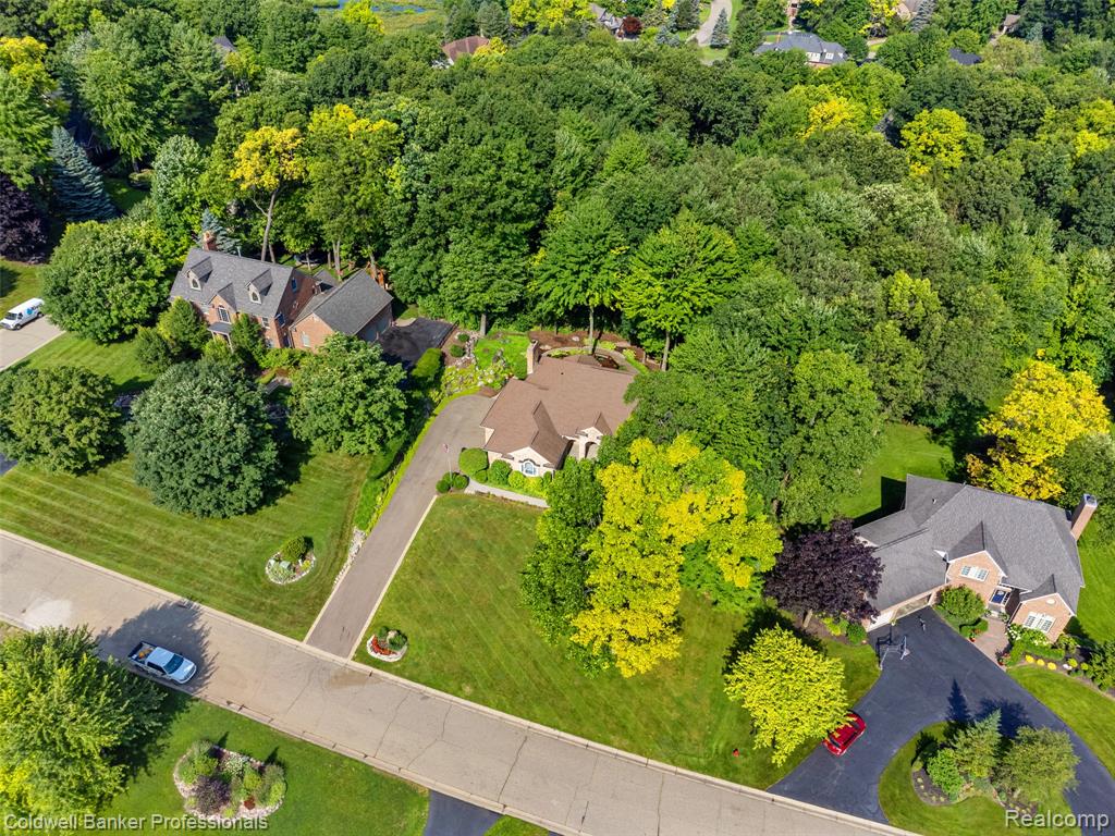8661 DEERWOOD Road, Clarkston, MI 48348 — Photo 71