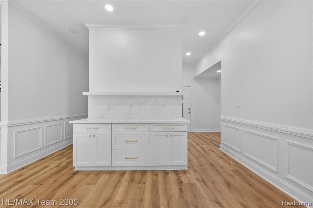 6302 Burger Street, Dearborn Heights, MI 48127 — Photo 21