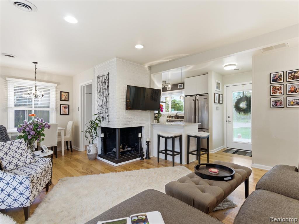 4154 Cooper Avenue, Royal Oak, MI 48073 — Photo 7