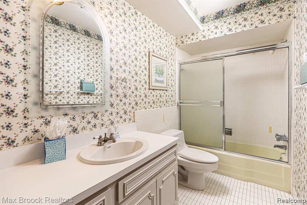 42472 Woodward Avenue, Bloomfield, MI 48304 — Photo 11