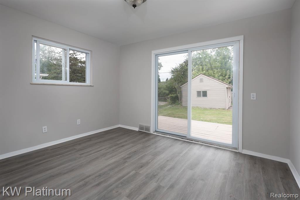 50659 Dartmoor Drive, Shelby Twp, MI 48317 — Photo 13