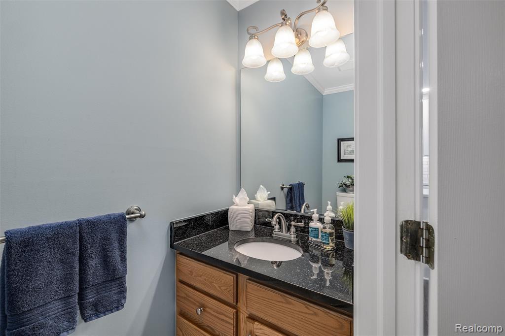 57694 Hidden Timbers Drive, South Lyon, MI 48178 — Photo 18