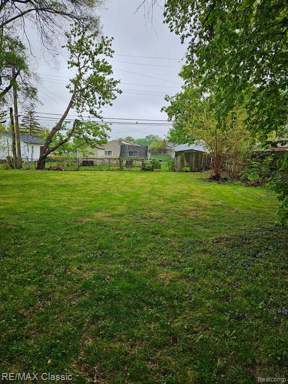 6031 CHEROKEE Street, Taylor, MI 48180 — Photo 11